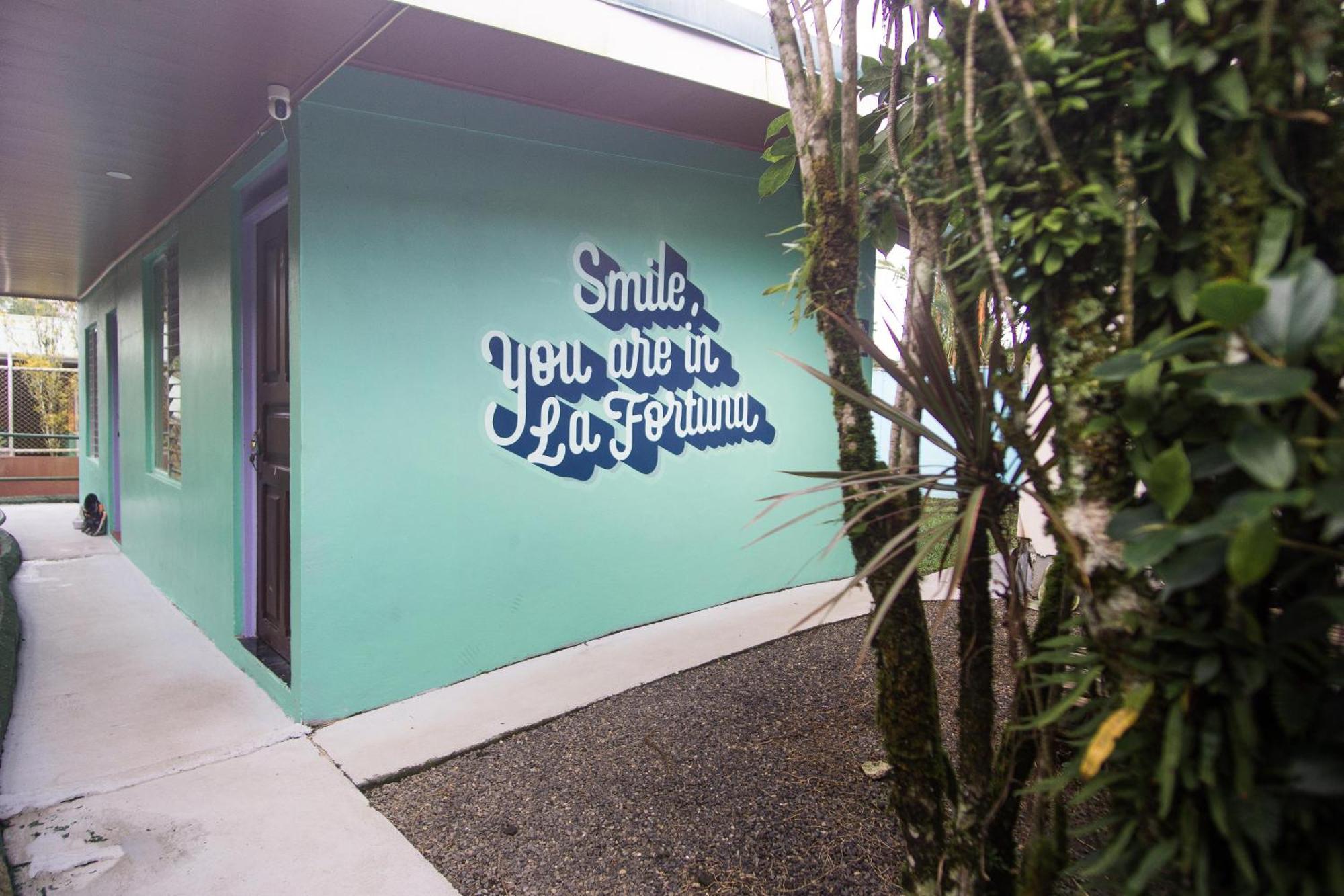 Pura Vibra Hostel La Fortuna 외부 사진