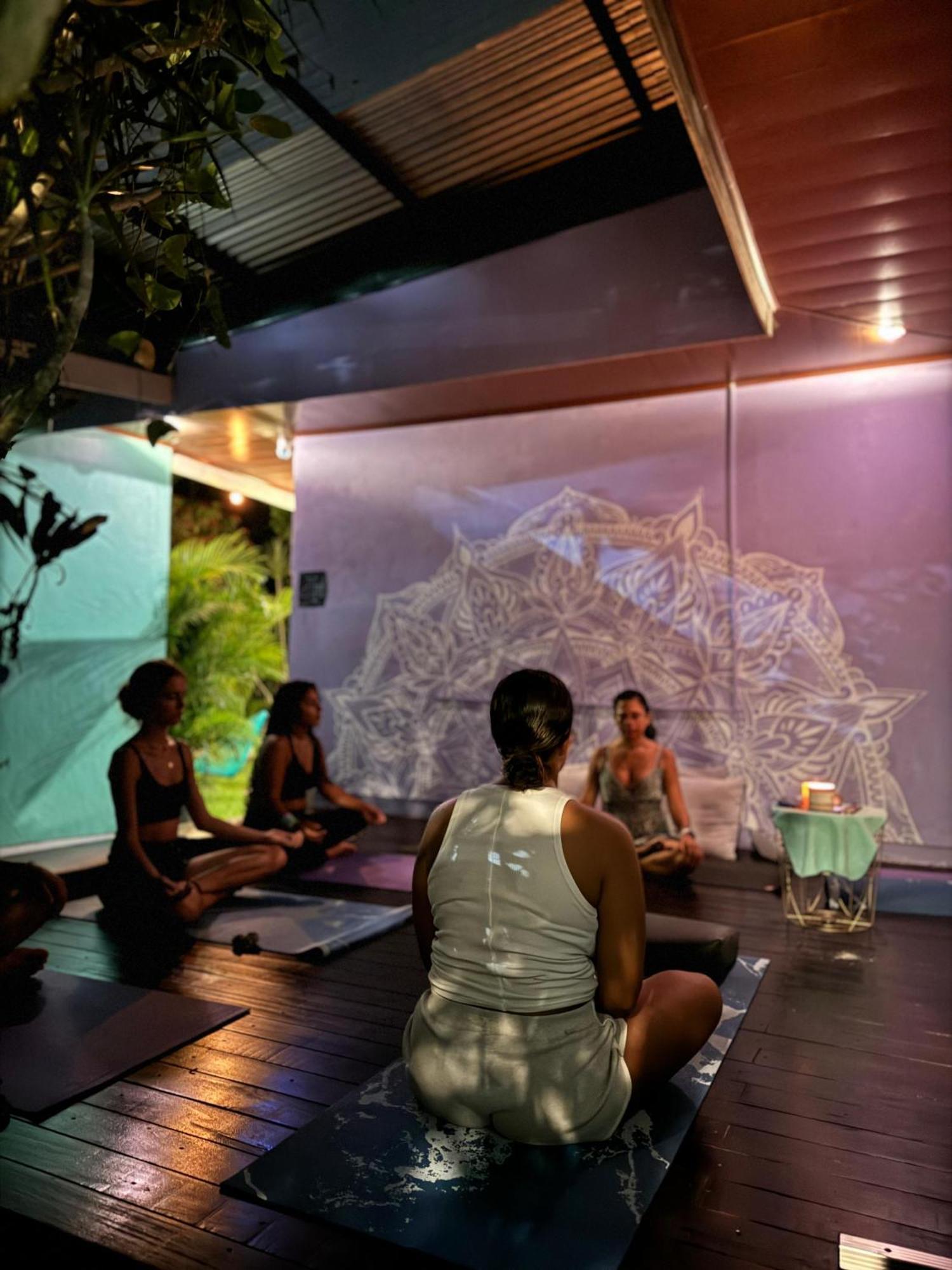 Pura Vibra Hostel La Fortuna 외부 사진
